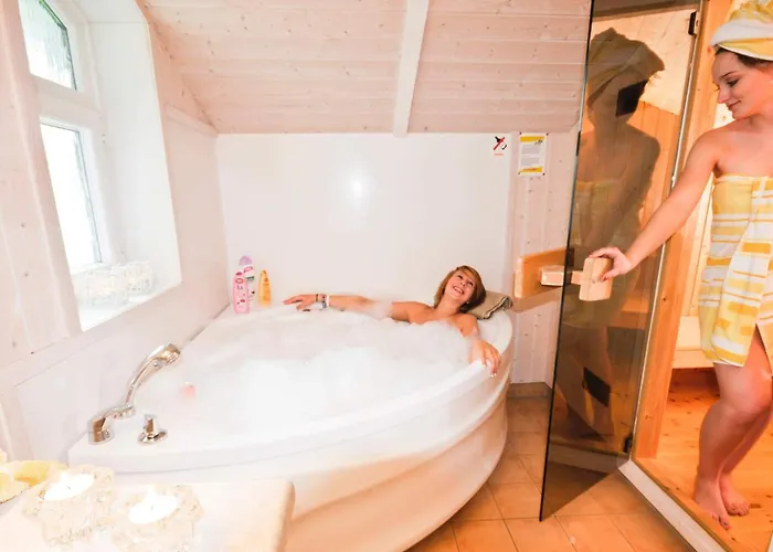 度假居 6 Person In *